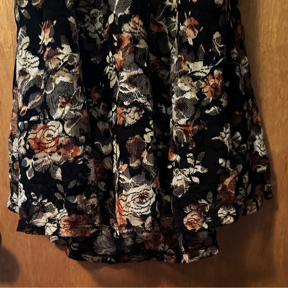 L8ter Black & Floral Open Back Lace Mini Dress S - Picture 11 of 11